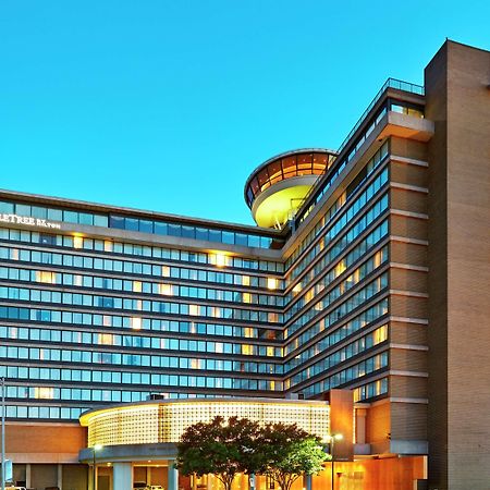 Doubletree By Hilton Washington Dc - Crystal City Арлингтън Екстериор снимка
