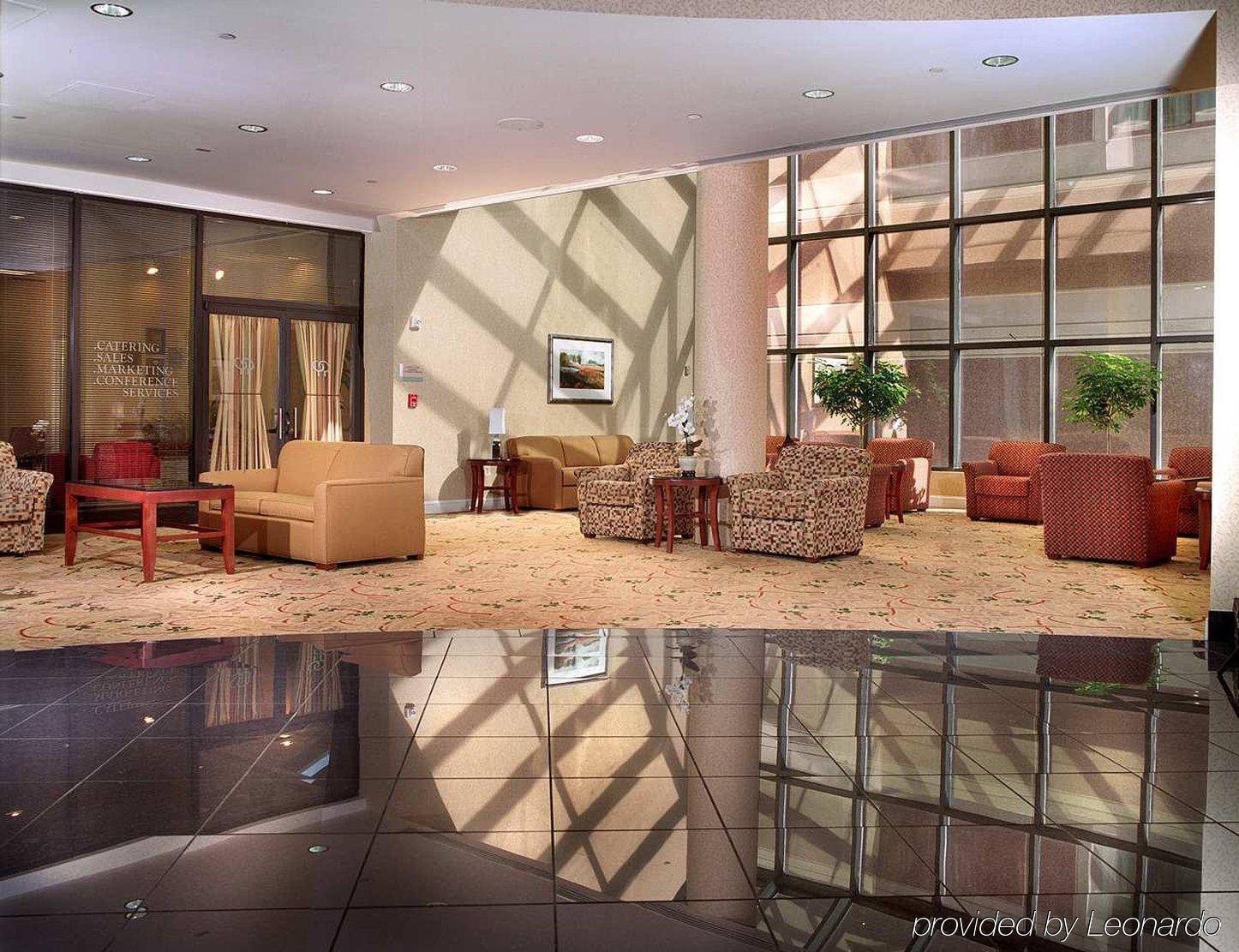 Doubletree By Hilton Washington Dc - Crystal City Арлингтън Интериор снимка
